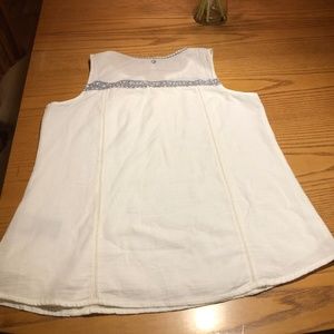 Kuhl women's sleeveless embroidered top M